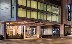 The Royal Sonesta Chicago River North
